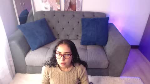 lolaandcamille online show from 11, 3, 2025