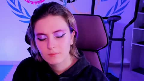 Snapshot of lolaasmus chatting on 15, 12, 2024 I consider myself the god Loki but life just calls me LOL online show from 15, 12, 2024