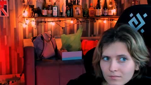 Snapshot of lolaasmus chatting on 18, 12, 2024 I consider myself the god Loki but life just calls me LOL online show from 18, 12, 2024