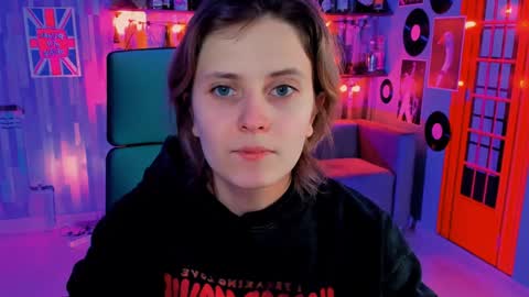 Snapshot of lolaasmus chatting on 20, 12, 2024 I consider myself the god Loki but life just calls me LOL online show from 20, 12, 2024