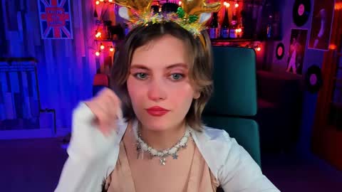 Snapshot of lolaasmus chatting on 20, 12, 2024 I consider myself the god Loki but life just calls me LOL online show from 20, 12, 2024