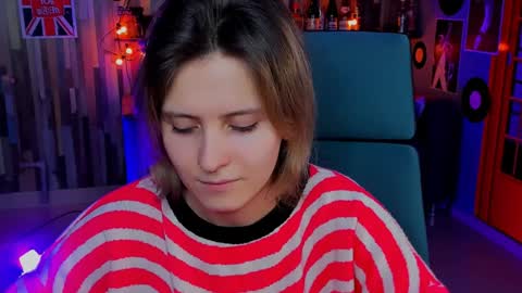 Snapshot of lolaasmus chatting on 8, 1, 2025 I consider myself the god Loki but life just calls me LOL online show from 8, 1, 2025