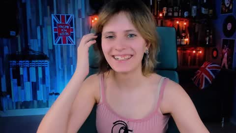 Snapshot of lolaasmus chatting on 17, 1, 2025 I consider myself the god Loki but life just calls me LOL online show from 17, 1, 2025