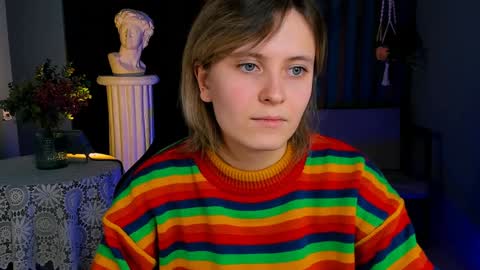 Snapshot of lolaasmus chatting on 21, 1, 2025 I consider myself the god Loki but life just calls me LOL online show from 21, 1, 2025