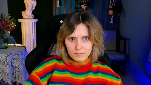 Snapshot of lolaasmus chatting on 21, 1, 2025 I consider myself the god Loki but life just calls me LOL online show from 21, 1, 2025