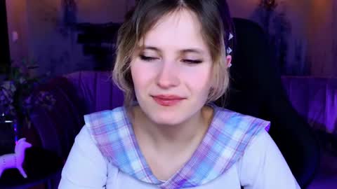 Snapshot of lolaasmus chatting on 15, 2, 2025 I consider myself the god Loki but life just calls me LOL online show from 15, 2, 2025