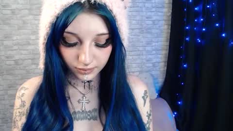 Lola online show from 8, 10, 2025