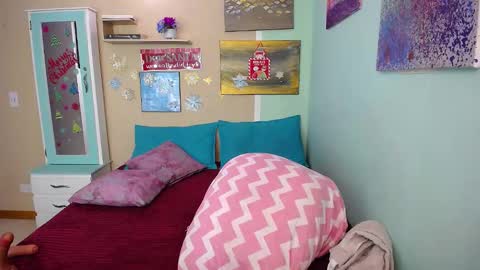 Snapshot of lolabrouse__ chatting on 3, 12, 2024 Lola online show from 3, 12, 2024