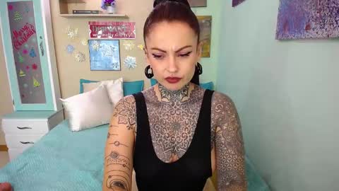 Snapshot of lolabrouse__ chatting on 11, 12, 2024 Lola online show from 11, 12, 2024