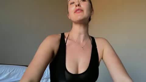 Snapshot of loladom chatting on 13, 2, 2026 Frt Pr1ncess online show from 13, 2, 2026