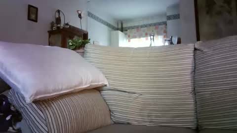 LOLA HUESO y ERIC online show from 8, 2, 2026