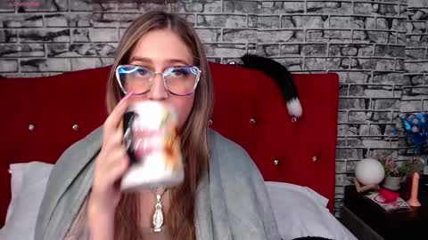 lolalove vip online show from 19, 9, 2025