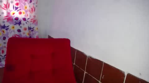 Snapshot of lolamourin chatting on 9, 11, 2025 lolamourin online show from 9, 11, 2025