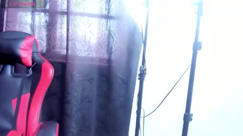 lolasweett_ online show from 10, 11, 2025