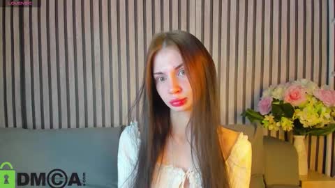 Lola online show from 7, 10, 2025