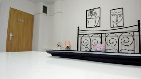 Snapshot of lollavibes chatting on 3, 12, 2025 Lolla online show from 3, 12, 2025