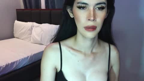 Snapshot of lolly_lips69 chatting on 3, 11, 2025 hana online show from 3, 11, 2025