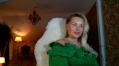 Roxy online show from 7, 12, 2024