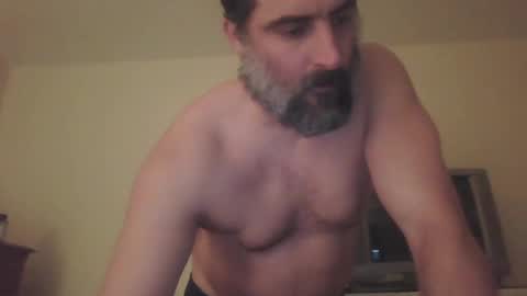 THE SEXIEST MAN ALIVE online show from 5, 2, 2025