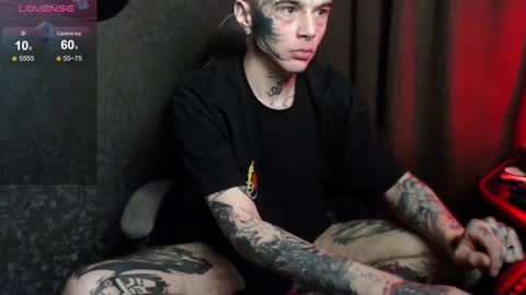 Snapshot of lone1ycrystal chatting on 23, 1, 2025 Chris online show from 23, 1, 2025