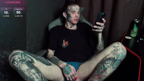 Snapshot of lone1ycrystal chatting on 30, 11, 2025 Chris online show from 30, 11, 2025