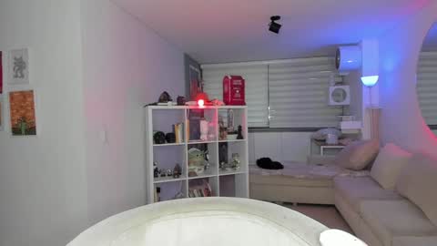 SABRINA online show from 10, 1, 2025