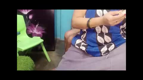 Shy Housewife online show from 1, 11, 2025