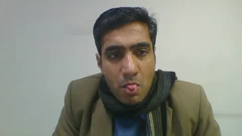 Snapshot of longthick1985 chatting on 24, 12, 2024 Lleida-man online show from 24, 12, 2024