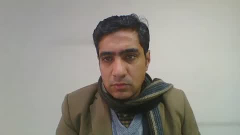 Snapshot of longthick1985 chatting on 31, 12, 2024 Lleida-man online show from 31, 12, 2024