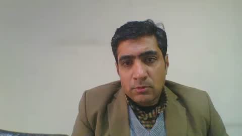 Snapshot of longthick1985 chatting on 31, 12, 2024 Lleida-man online show from 31, 12, 2024