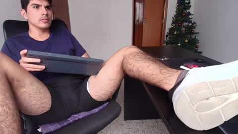 looki 16 online show from 17, 12, 2025