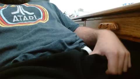 Snapshot of looking4milf21 chatting on 28, 10, 2025 looking4milf21 online show from 28, 10, 2025