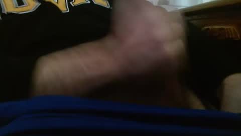 Snapshot of looking4milf21 chatting on 8, 11, 2025 looking4milf21 online show from 8, 11, 2025