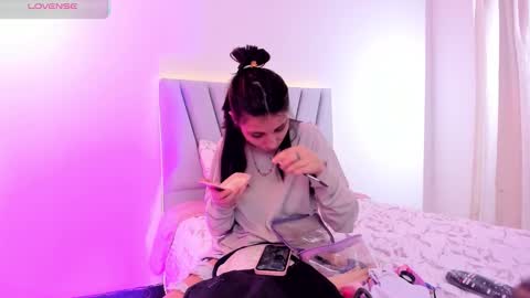 Loly online show from 29, 10, 2025