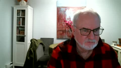 Snapshot of loop102 chatting on 9, 1, 2026 loop102 online show from 9, 1, 2026