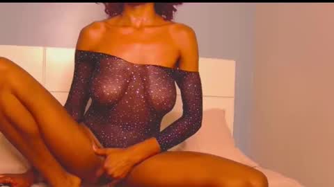 Snapshot of loraforreal chatting on 21, 11, 2025 Blackcat online show from 21, 11, 2025