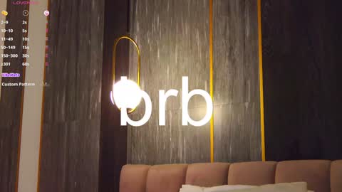 Snapshot of loraineluff chatting on 4, 2, 2025 Loraine online show from 4, 2, 2025