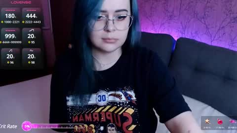 Snapshot of loramoonnn chatting on 10, 12, 2024 Lora online show from 10, 12, 2024