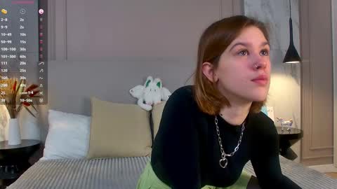 Snapshot of lorapuffs chatting on 4, 11, 2025 Lora online show from 4, 11, 2025