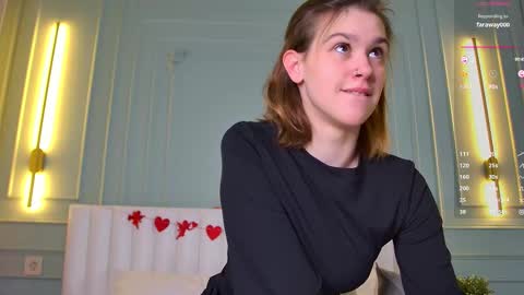 Snapshot of lorapuffs chatting on 13, 2, 2026 Lora online show from 13, 2, 2026