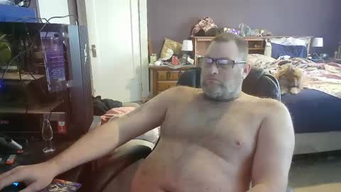 lordimarans room online show from 7, 3, 2025