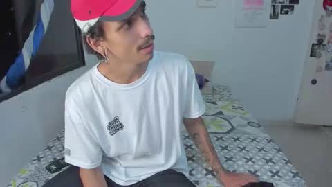 Snapshot of lordpussy__ chatting on 5, 3, 2026 lordpussy__ online show from 5, 3, 2026