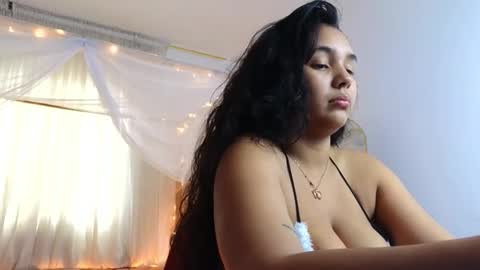 loreanis online show from 8, 10, 2025