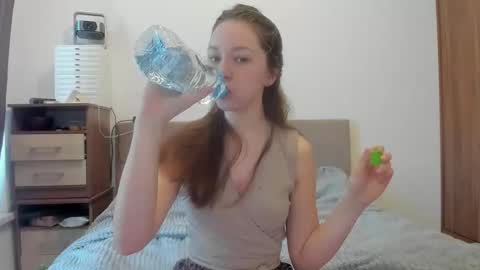 Snapshot of lorelea_cute chatting on 1, 3, 2026 Lorelea cute online show from 1, 3, 2026
