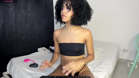 Snapshot of lorena_hawkins chatting on 9, 11, 2025 Lorena online show from 9, 11, 2025