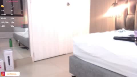 Lorena Vieira  online show from 29, 12, 2024