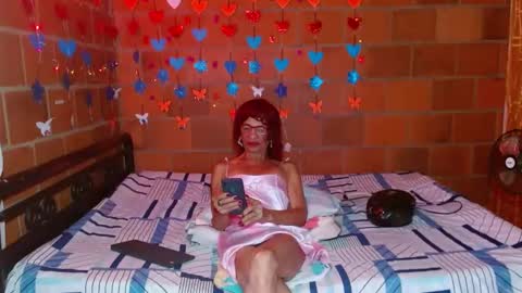Lorena Capelli online show from 5, 2, 2025