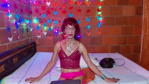 Lorena Capelli online show from 10, 2, 2025
