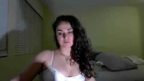 lorenlovely online show from 17, 9, 2025