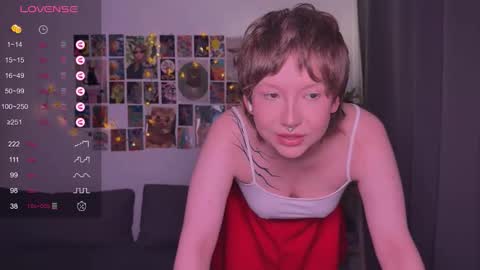 Snapshot of lorilorilorilori chatting on 26, 11, 2025 lorilorilorilori online show from 26, 11, 2025